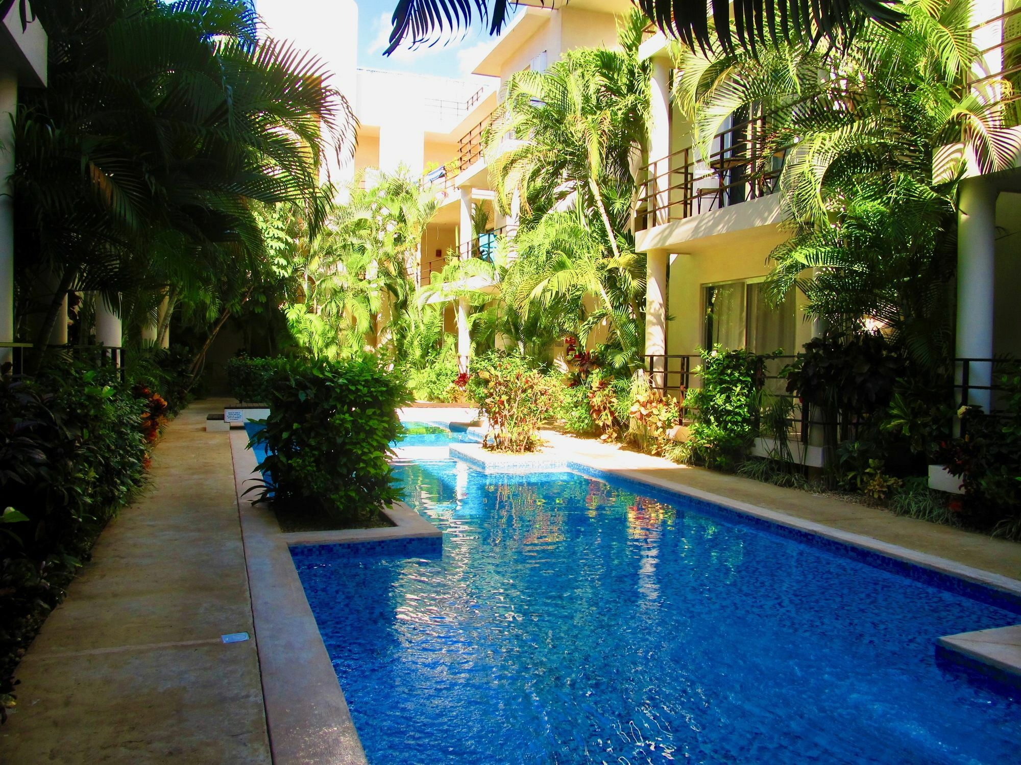 Aqua Terra - Quiet Condo For 4 Playa del Carmen Exteriör bild